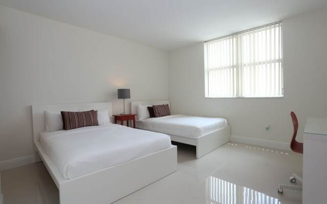 One Broadway Brickell Apartments by NUOVO