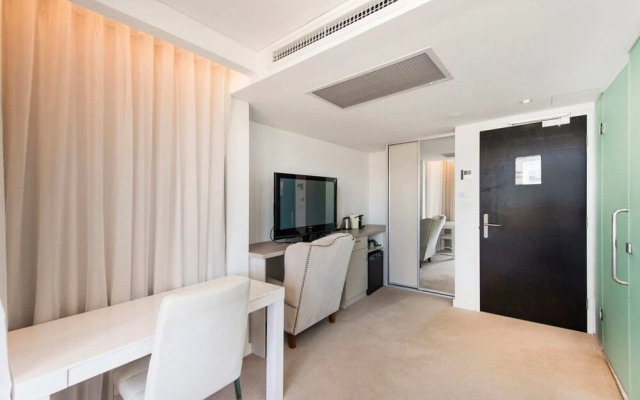 The Nest - Trendy Studio Near City Centre with Roof Terrace