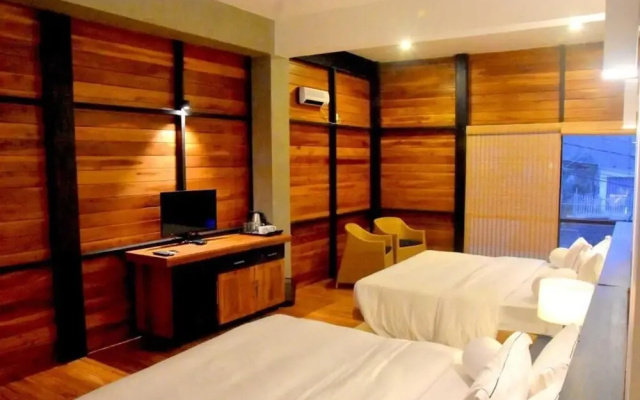 Manuka Hillwood Hotel