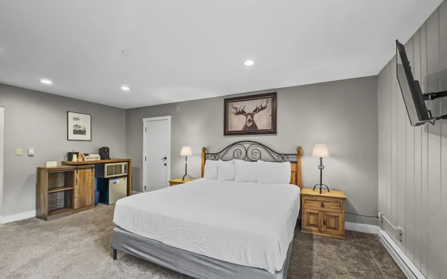 CM417H Copper Mtn Inn