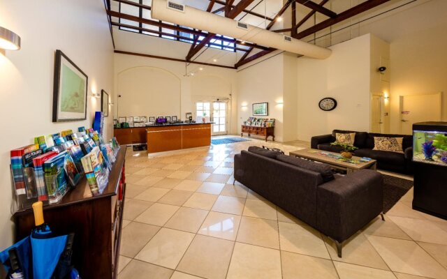 Jack & Newell Holiday Apartments