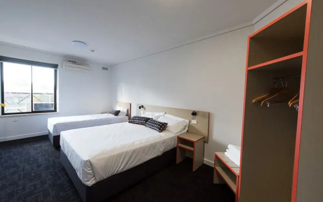 Rose & Crown Hotel Adelaide