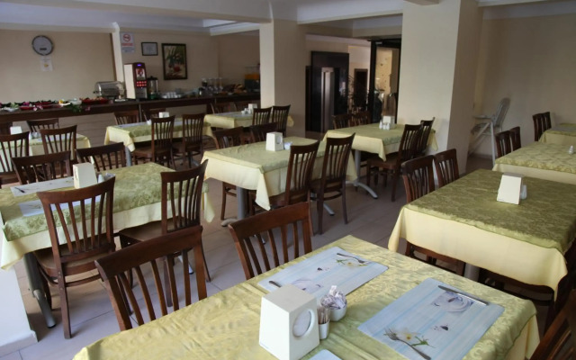 Alin Hotel