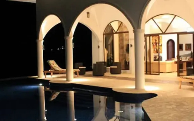 Casa Blanca