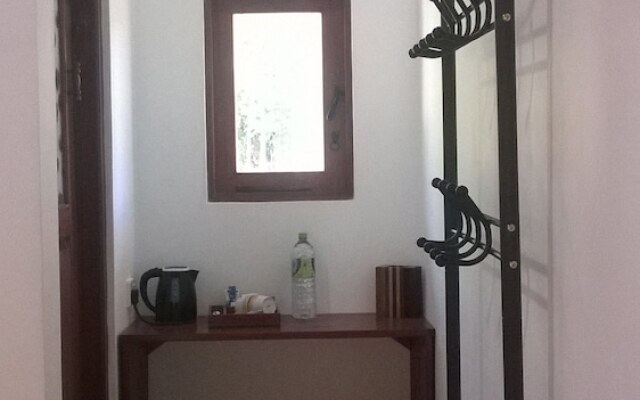 Ëlla Breeze Homestay