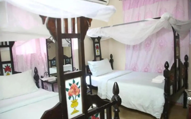 Kays Lodge