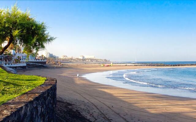 Playaflor Chill Out Resort, a 50 mtrs de la playa