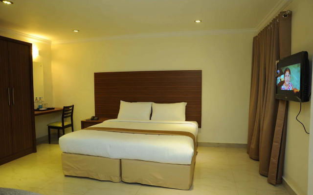 Castle International Premium Hotel