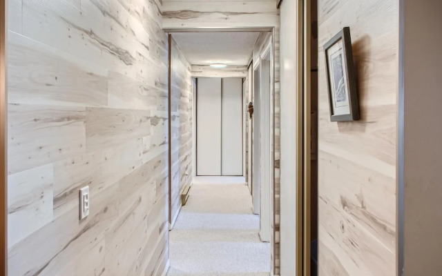 Ponderosa Inn by Okanagan Premier