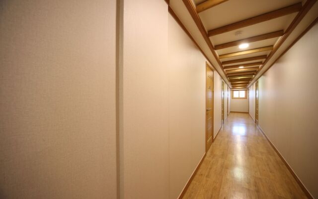 Chacharang Guesthouse