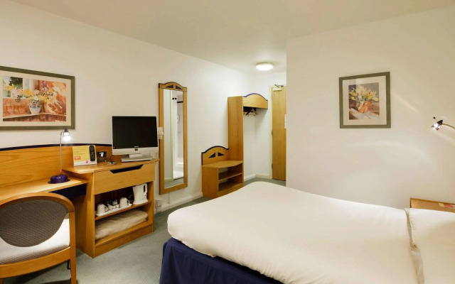 ibis Preston North