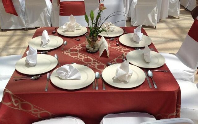 Hotel Cantalagua Inn