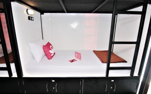 ZEN Hostel Jalan Patimura Legian