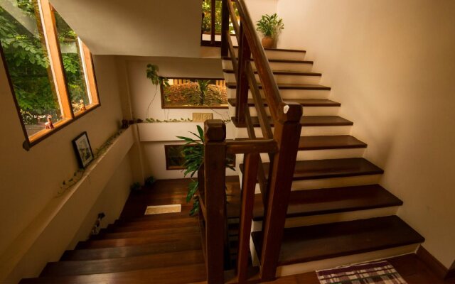 Mango Hill Inn