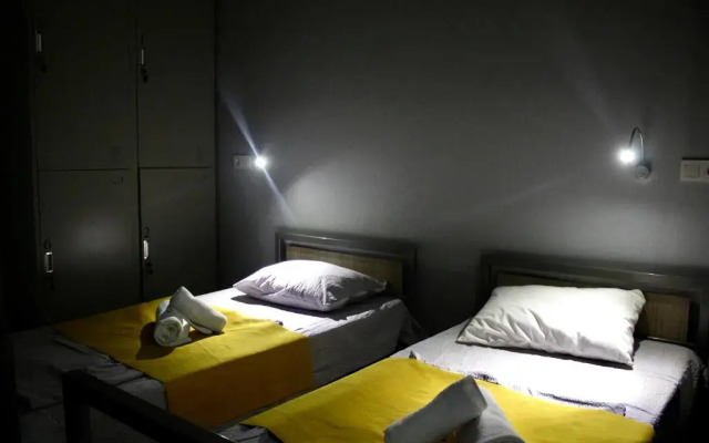 Queen Hostel