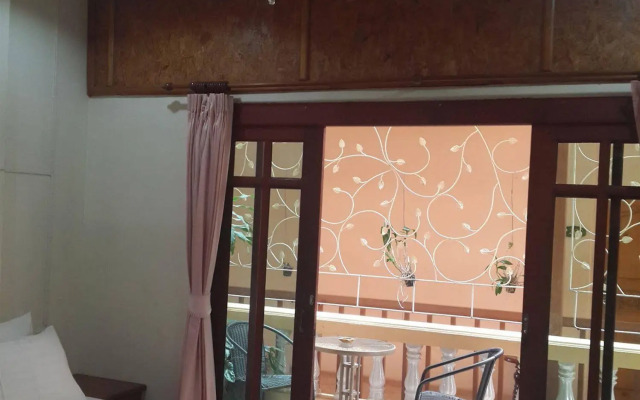 Khun Ying House
