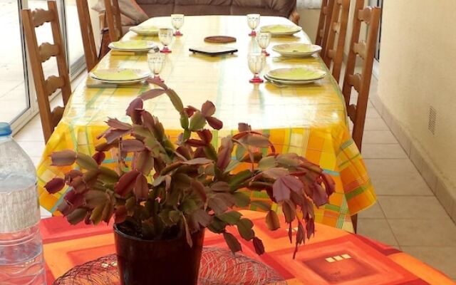 House With 3 Bedrooms in Saint-michel-chef-chef, With Enclosed Garden