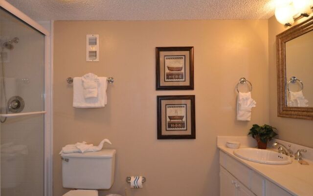 Shoreline 1065 Condo by RedAwning