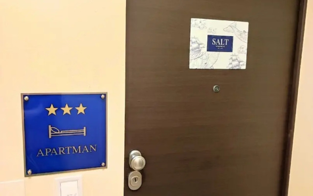 Salt Apartment
