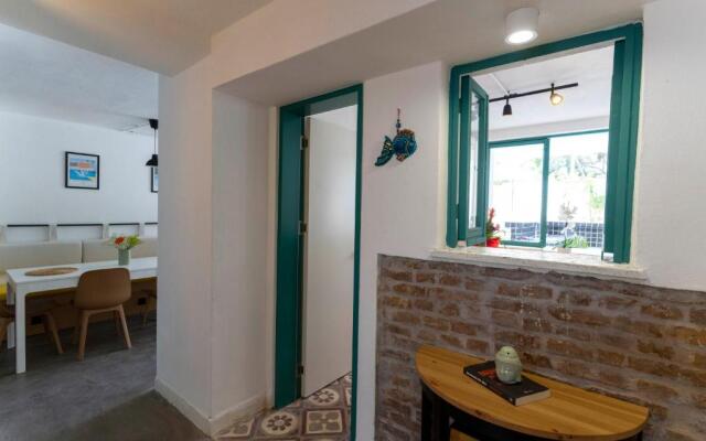 Be Bold Hostel