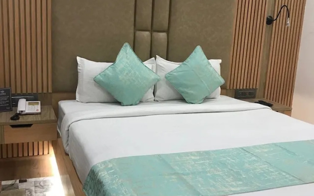 OYO 8656 Hotel Nataraj