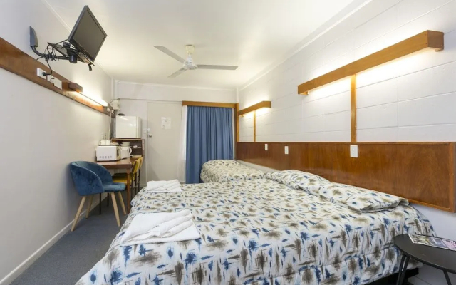 Innisfail City Motel