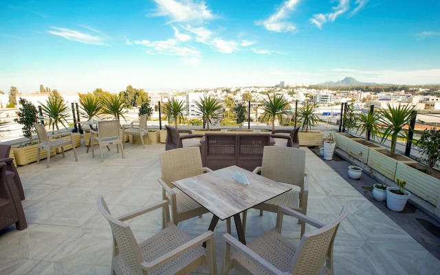 Lescure Business Hôtel and SPA