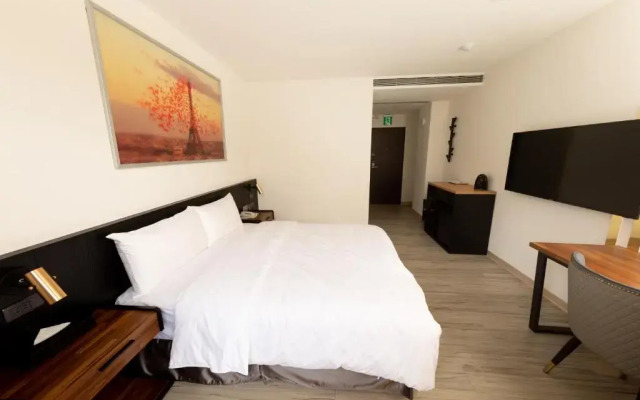 Only Love Motel