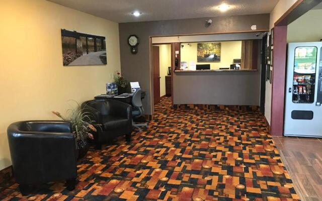 Heartland Hotel and Suites