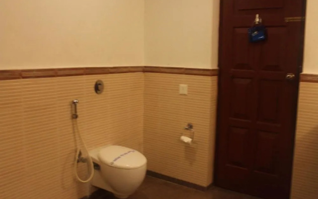 OYO 3010 Chanakya BNR Hotel