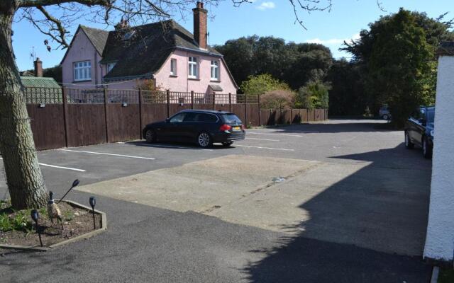 Number 4 - Lytton Tree Lodge, Reydon, Southwold