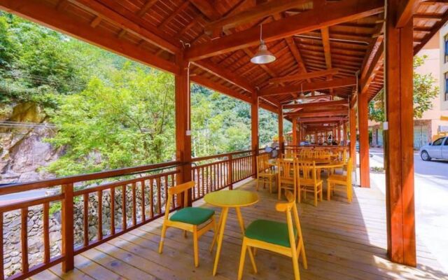 Yiyun Botique Inn Shanjiao Courtyard