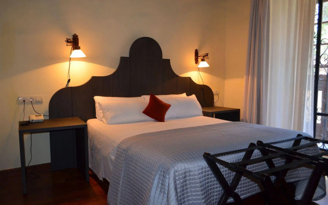 Palacio Mariana Pineda Hotel