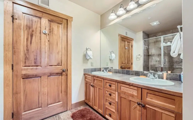 2263 Red Hawk Lodge 2 Bedroom Condo