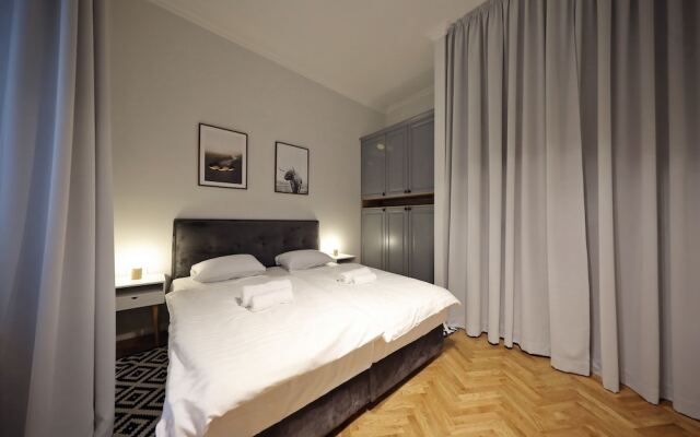 Zagreb IN Central Square Apartment