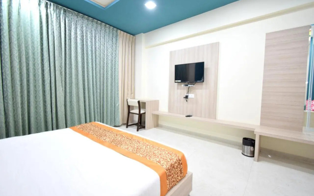 The Sky Imperial  Hotel Gopal Darshan