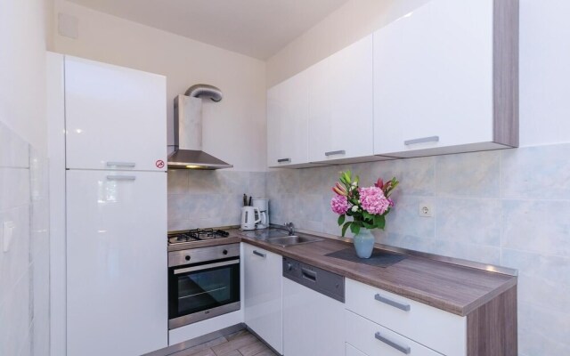 Nice Home in Bosanka With Wifi and 3 Bedrooms