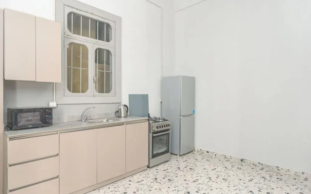 Flame 3-Bedroom Apartment in Mar Mikhael
