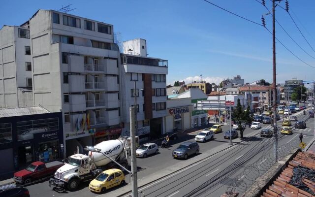 Hotel Lourdes Plaza