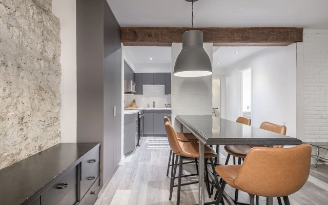 1BR APT in the HEART of Downtown