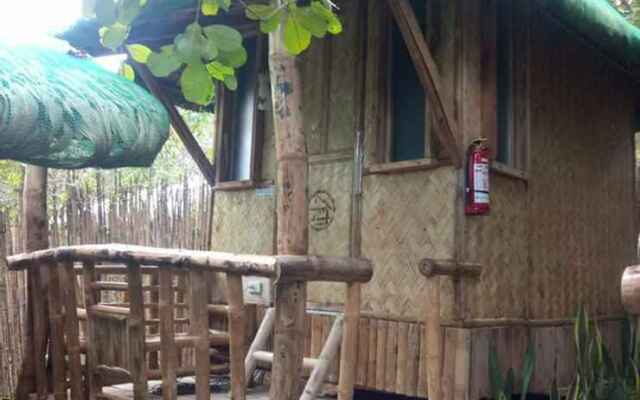 Bahay Kawayan Backpackers Inn