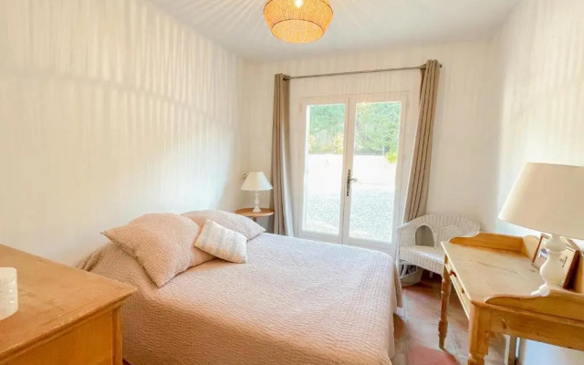 Belle villa Tropézienne/calme/piscine/3mn du centre