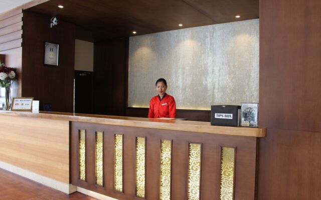Ariya Hotel