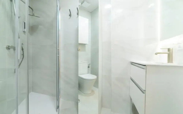 Aurora Stays by Charming