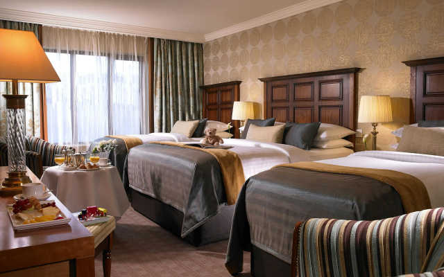 Castlecourt Hotel