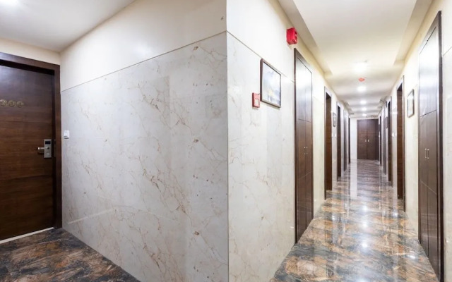 Capital O 80951 Hotel New Radsson Suite