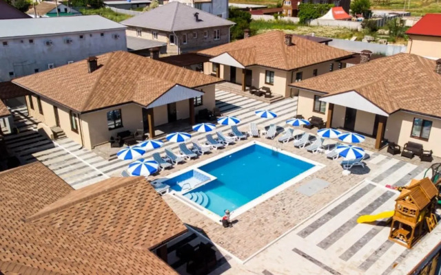 May Mariya Residence