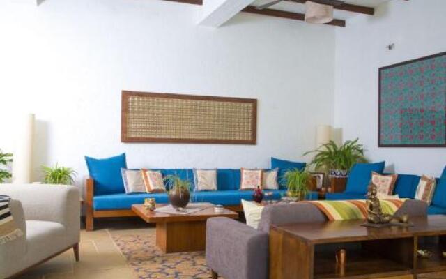 EL House by Vista Rooms