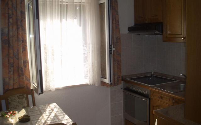 Marino - 150 m From Beach - A1