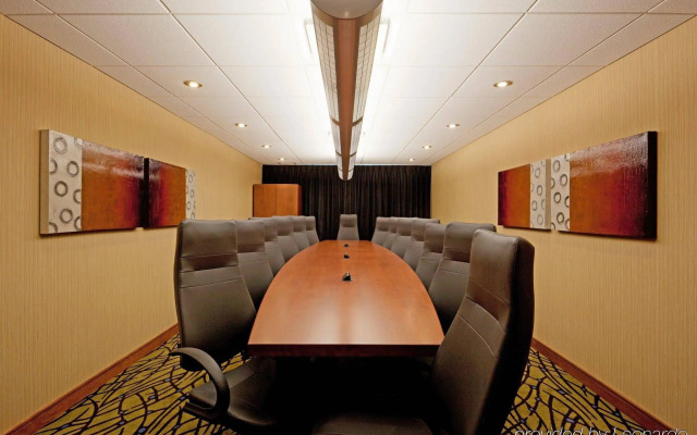 Holiday Inn Express Hotel Saint - Hyacinthe by IHG